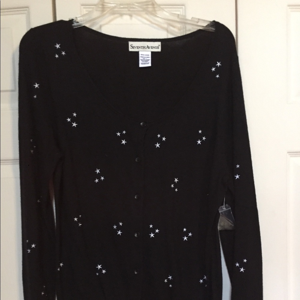 Seventh Avenue star sweater size large never worn